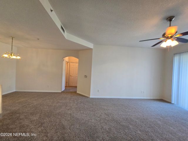 785 OAKLEAF PLANTATION Parkway 1824, Orange Park, FL 32065