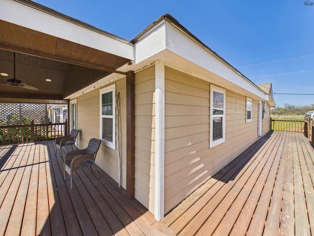 221 PENOBSCOT TRAIL, Henrietta, TX 76365