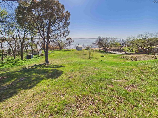 221 PENOBSCOT TRAIL, Henrietta, TX 76365