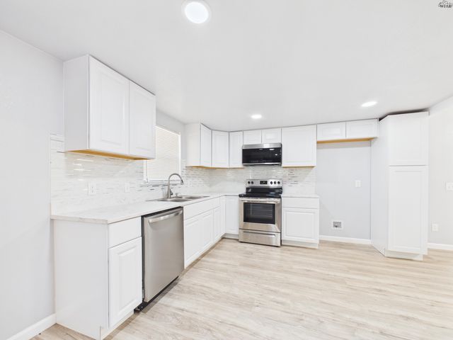 221 PENOBSCOT TRAIL, Henrietta, TX 76365