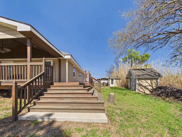 221 PENOBSCOT TRAIL, Henrietta, TX 76365