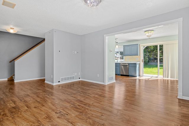 1108 Mackubin Street, Saint Paul, MN 55117