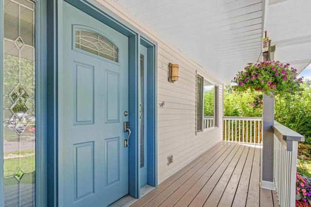1108 Mackubin Street, Saint Paul, MN 55117