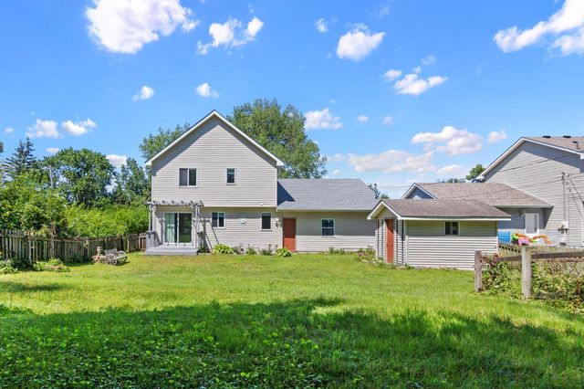 1108 Mackubin Street, Saint Paul, MN 55117