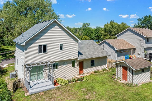 1108 Mackubin Street, Saint Paul, MN 55117