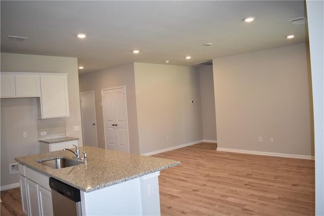 145 Arrowhead Vine ST, Leander, TX 78641