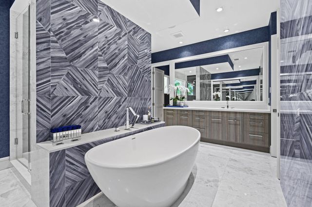 14630 Watermark Way, Palm Beach Gardens, FL 33410