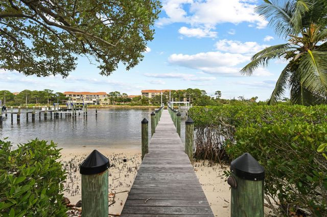 14630 Watermark Way, Palm Beach Gardens, FL 33410