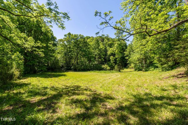1050 Butcher Valley Road, Rogersville, TN 37857