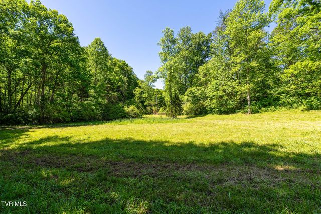 1050 Butcher Valley Road, Rogersville, TN 37857