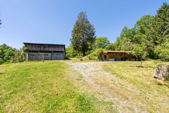 1050 Butcher Valley Road, Rogersville, TN 37857