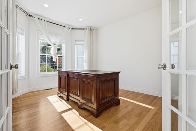 27 Mcintosh Ln, Littleton, MA 01460
