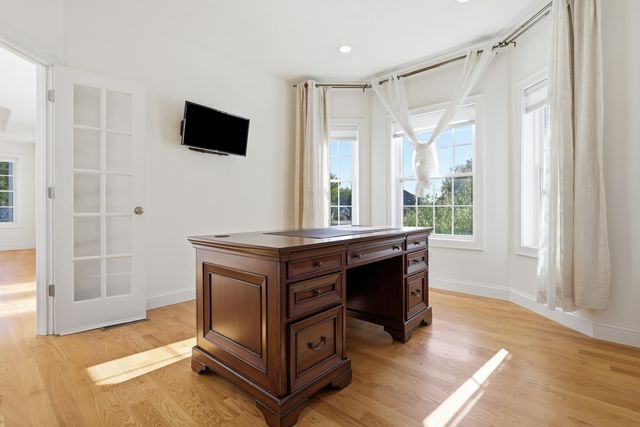 27 Mcintosh Ln, Littleton, MA 01460