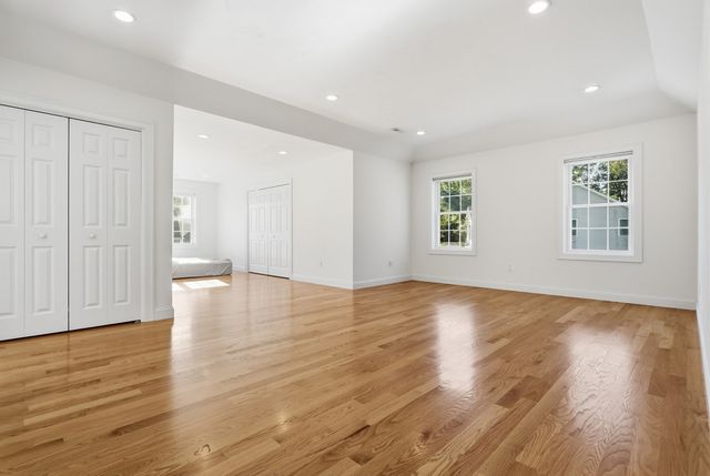 27 Mcintosh Ln, Littleton, MA 01460