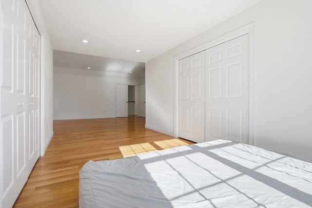 27 Mcintosh Ln, Littleton, MA 01460