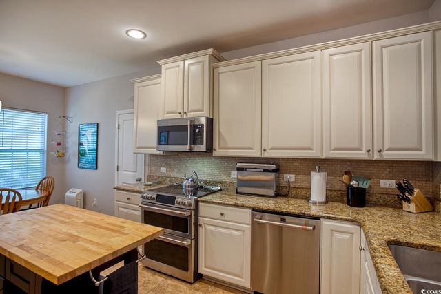 327 Simplicity Dr., Murrells Inlet, SC 29576
