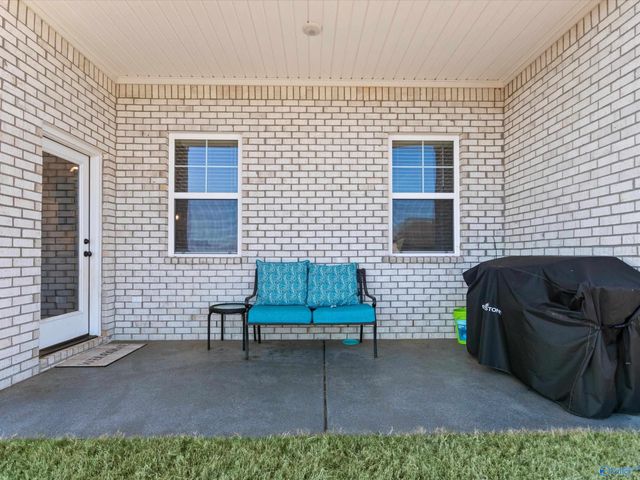 105 Brier View Drive, Meridianville, AL 35759