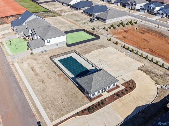 105 Brier View Drive, Meridianville, AL 35759