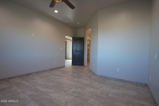 45589 SAN DOMINGO PEAK Trail, Morristown, AZ 85342