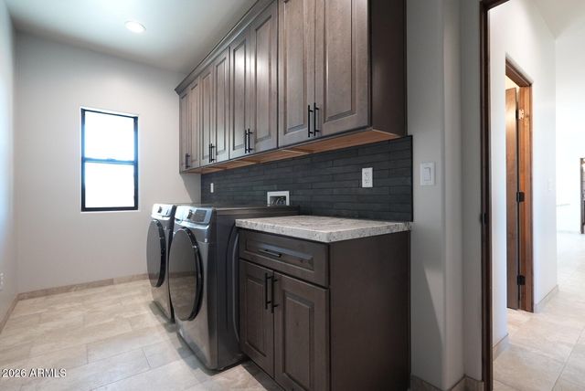 45589 SAN DOMINGO PEAK Trail, Morristown, AZ 85342