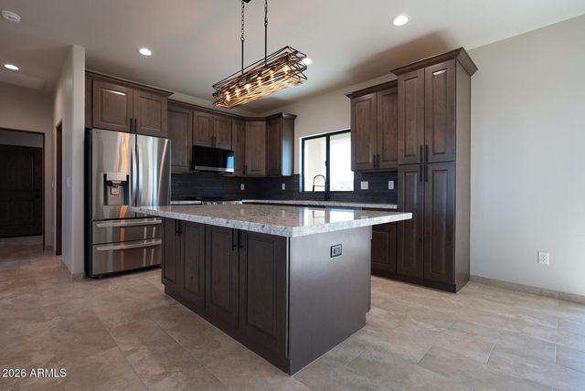 45589 SAN DOMINGO PEAK Trail, Morristown, AZ 85342