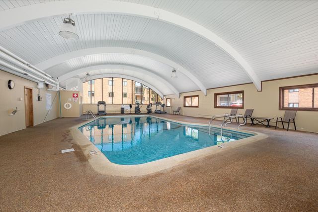 5430 Three Points Boulevard 131, Mound, MN 55364