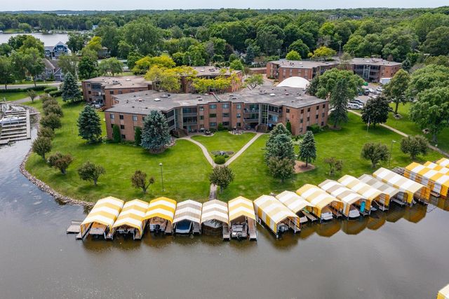 5430 Three Points Boulevard 131, Mound, MN 55364