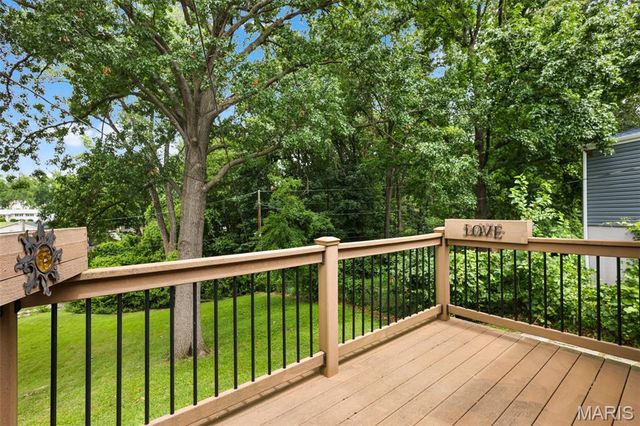 4253 Snelson Drive, St Louis, MO 63129