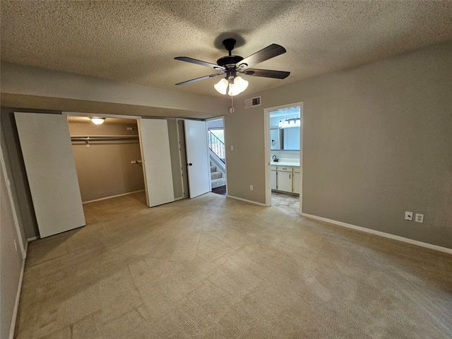 601 Harvest Hill Street, Lewisville, TX 75067