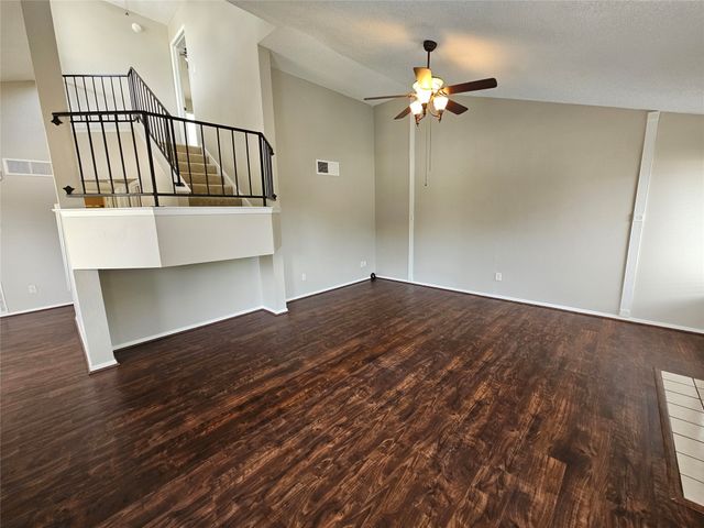 601 Harvest Hill Street, Lewisville, TX 75067