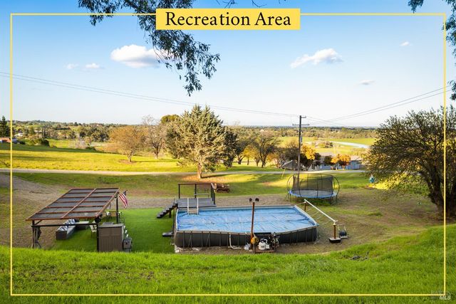 7413 English Hills Rd, Vacaville, CA 95688