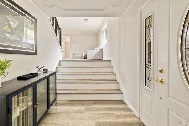 7413 English Hills Rd, Vacaville, CA 95688