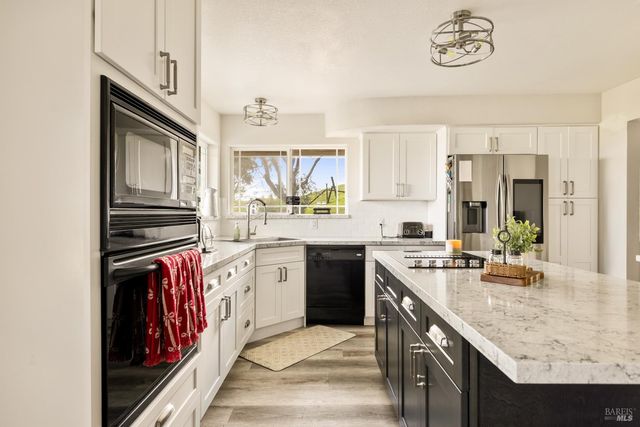 7413 English Hills Rd, Vacaville, CA 95688