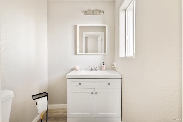 7413 English Hills Rd, Vacaville, CA 95688