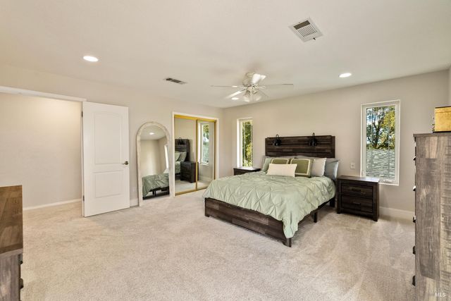 7413 English Hills Rd, Vacaville, CA 95688