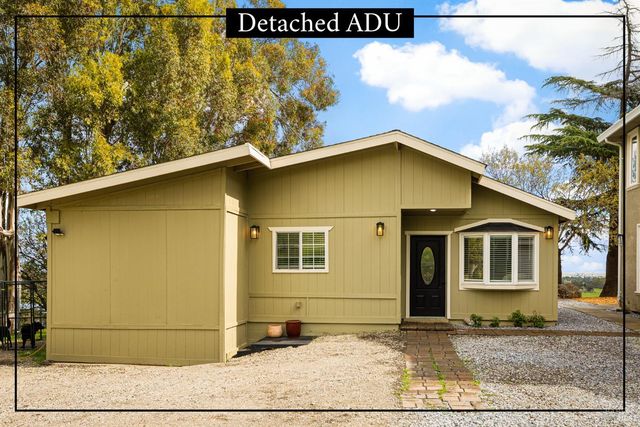 7413 English Hills Rd, Vacaville, CA 95688