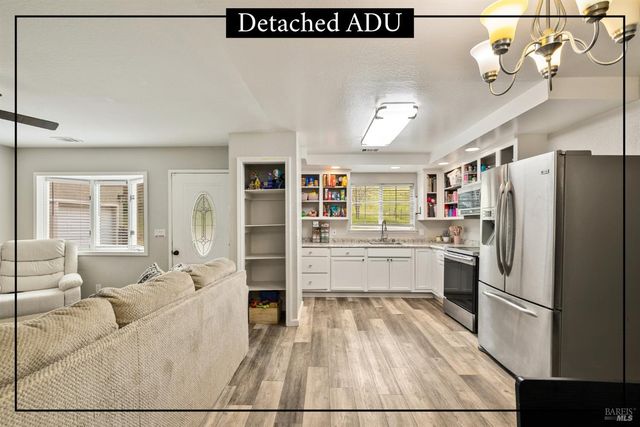 7413 English Hills Rd, Vacaville, CA 95688