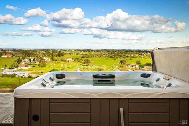 7413 English Hills Rd, Vacaville, CA 95688