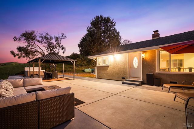 7413 English Hills Rd, Vacaville, CA 95688