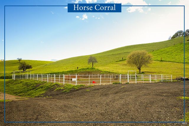 7413 English Hills Rd, Vacaville, CA 95688