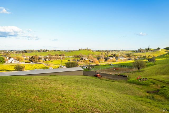 7413 English Hills Rd, Vacaville, CA 95688