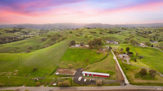 7413 English Hills Rd, Vacaville, CA 95688