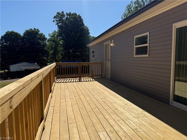 117 Harvick Lane, Lexington, NC 27292