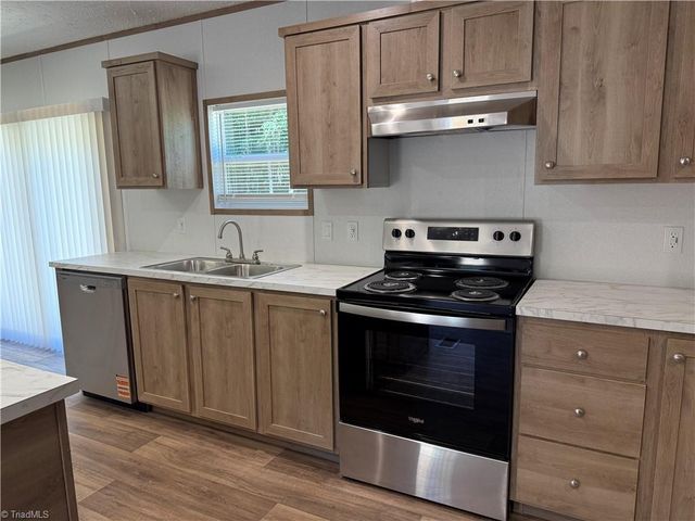 117 Harvick Lane, Lexington, NC 27292