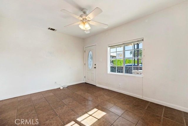 10779 Barlow, Lynwood, CA 90262