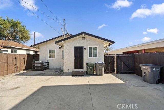 10779 Barlow, Lynwood, CA 90262