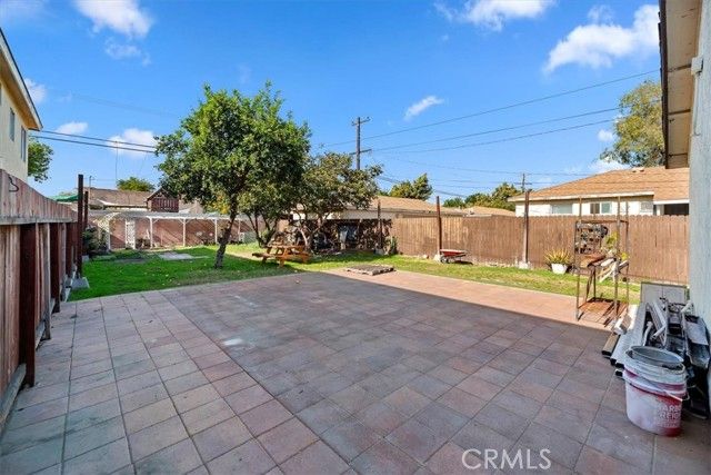 10779 Barlow, Lynwood, CA 90262
