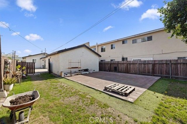 10779 Barlow, Lynwood, CA 90262