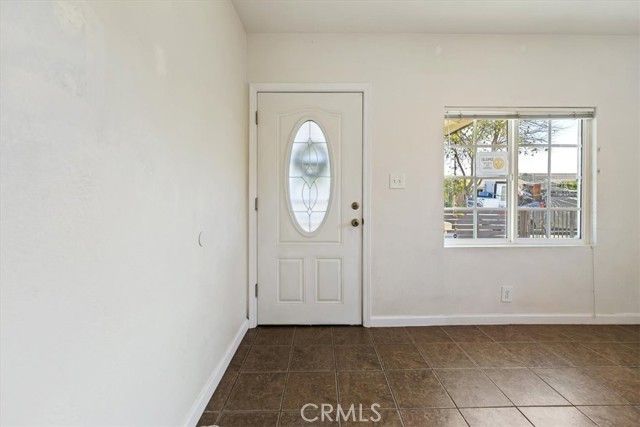 10779 Barlow, Lynwood, CA 90262