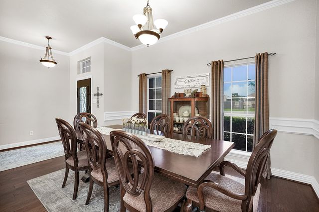 806 N Tejas Drive, Sanger, TX 76266